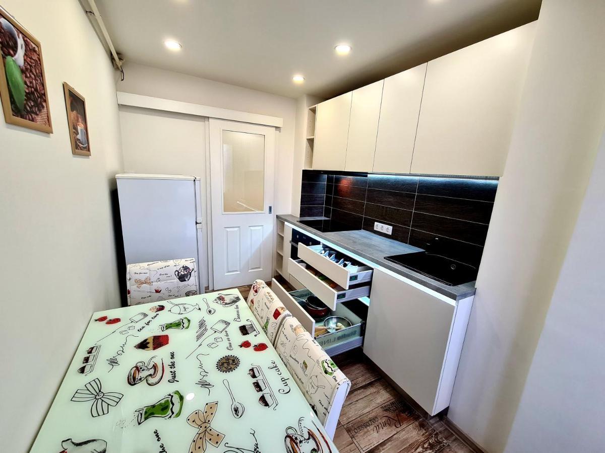 Best Apartment Central Хунедоара Экстерьер фото