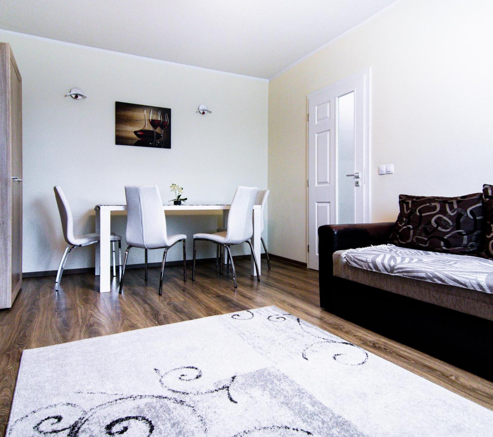 Best Apartment Central Хунедоара Экстерьер фото